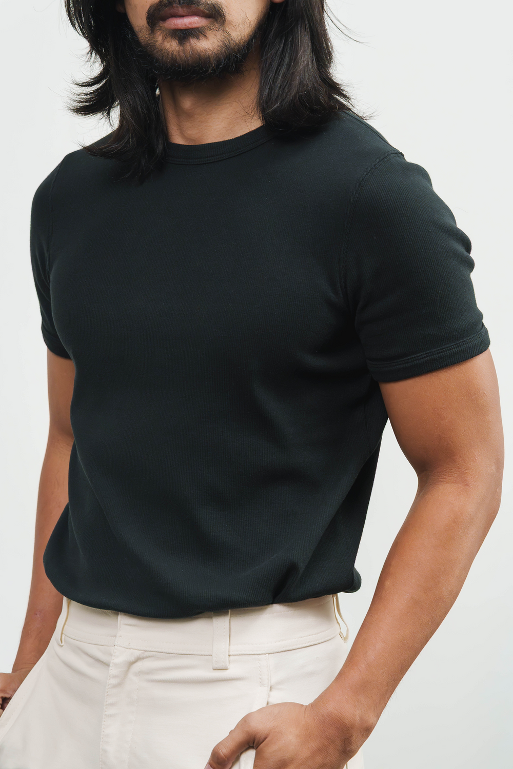 Slim Ribbed T-shirt clean silhouette